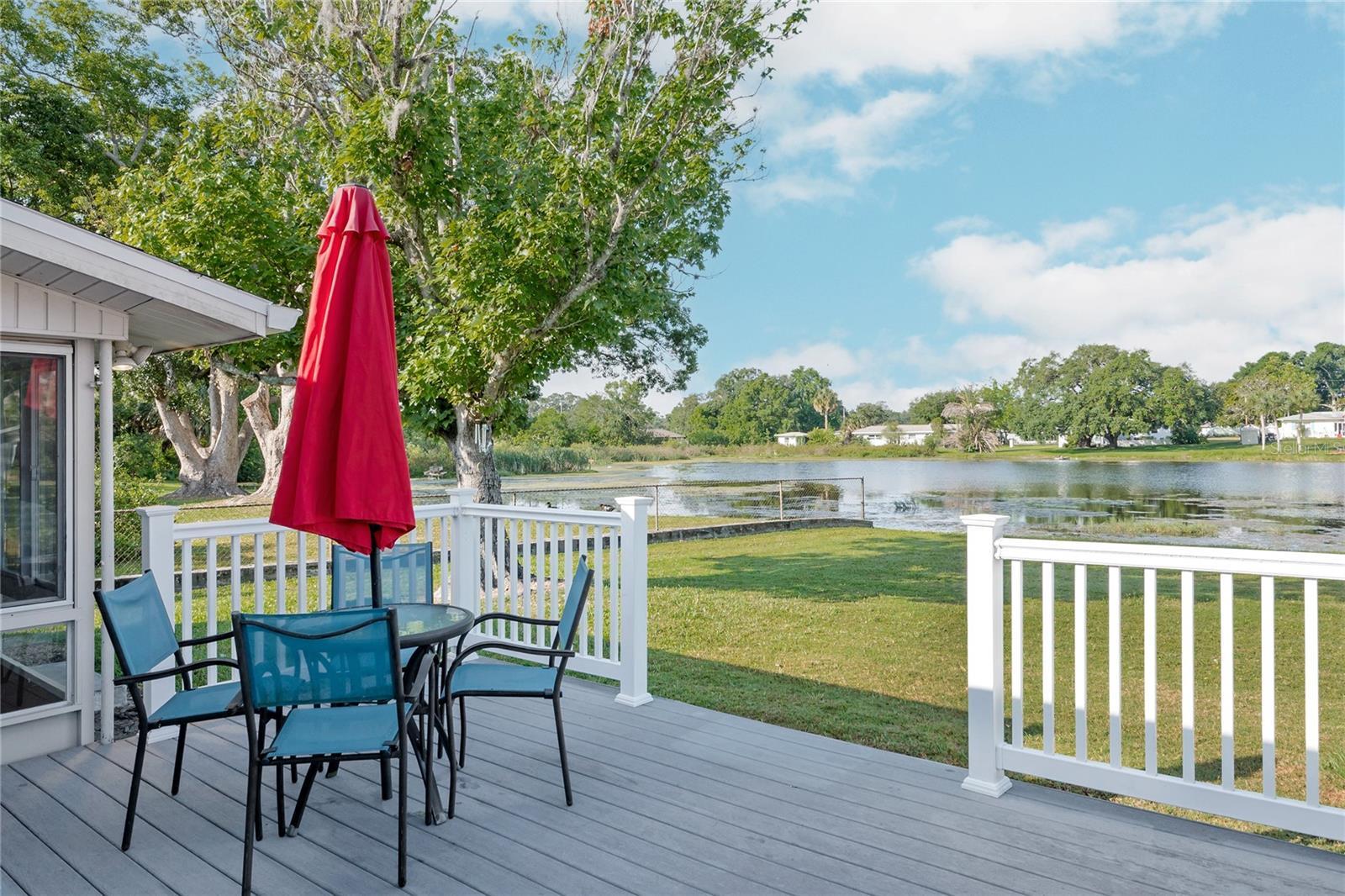 Photo one of 3 Poinsettia Dr Debary FL 32713 | MLS O6295224