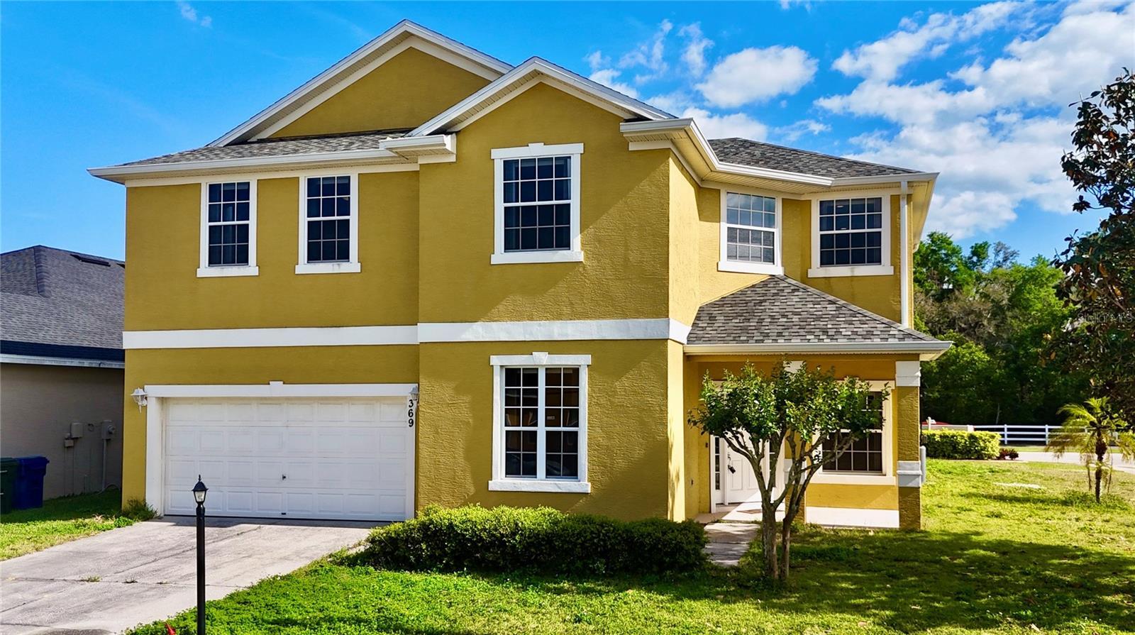 Photo one of 369 James Cir Lake Alfred FL 33850 | MLS O6296922