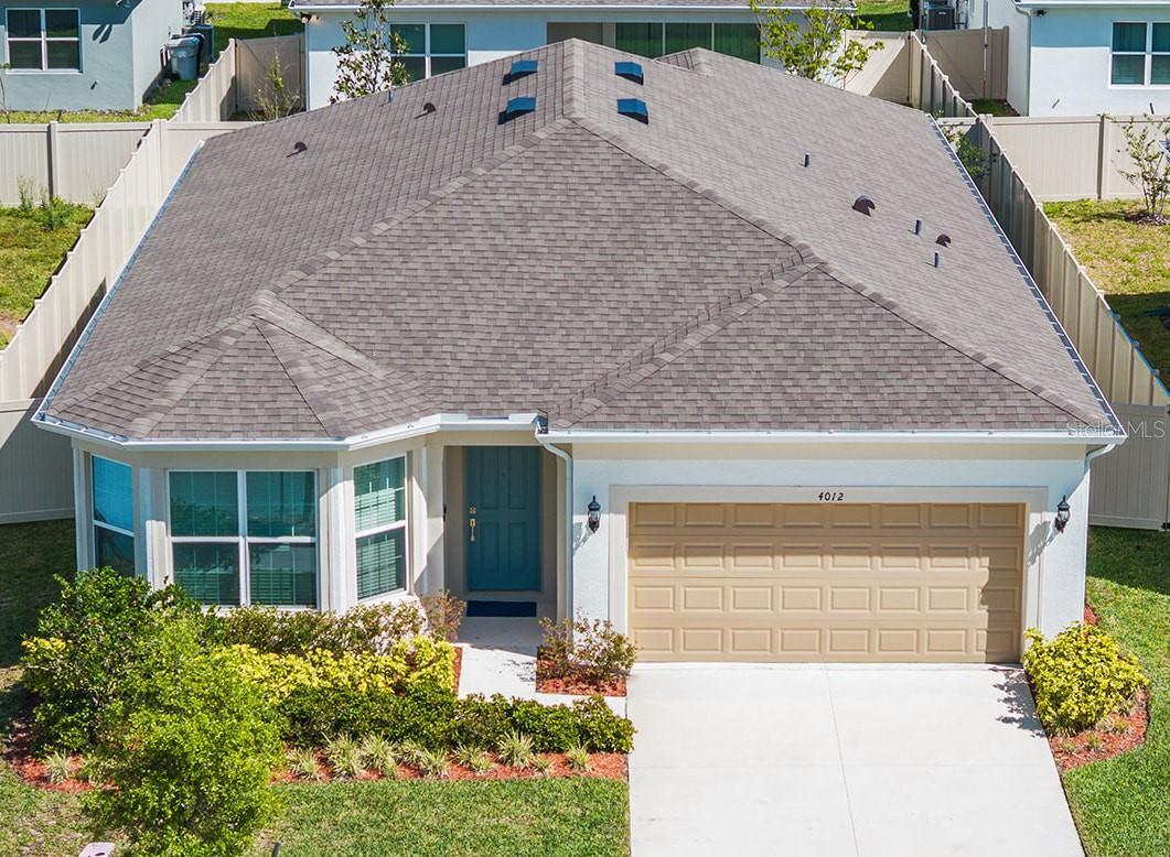 Photo one of 4012 Meandering Bay Dr Apopka FL 32712 | MLS O6297193