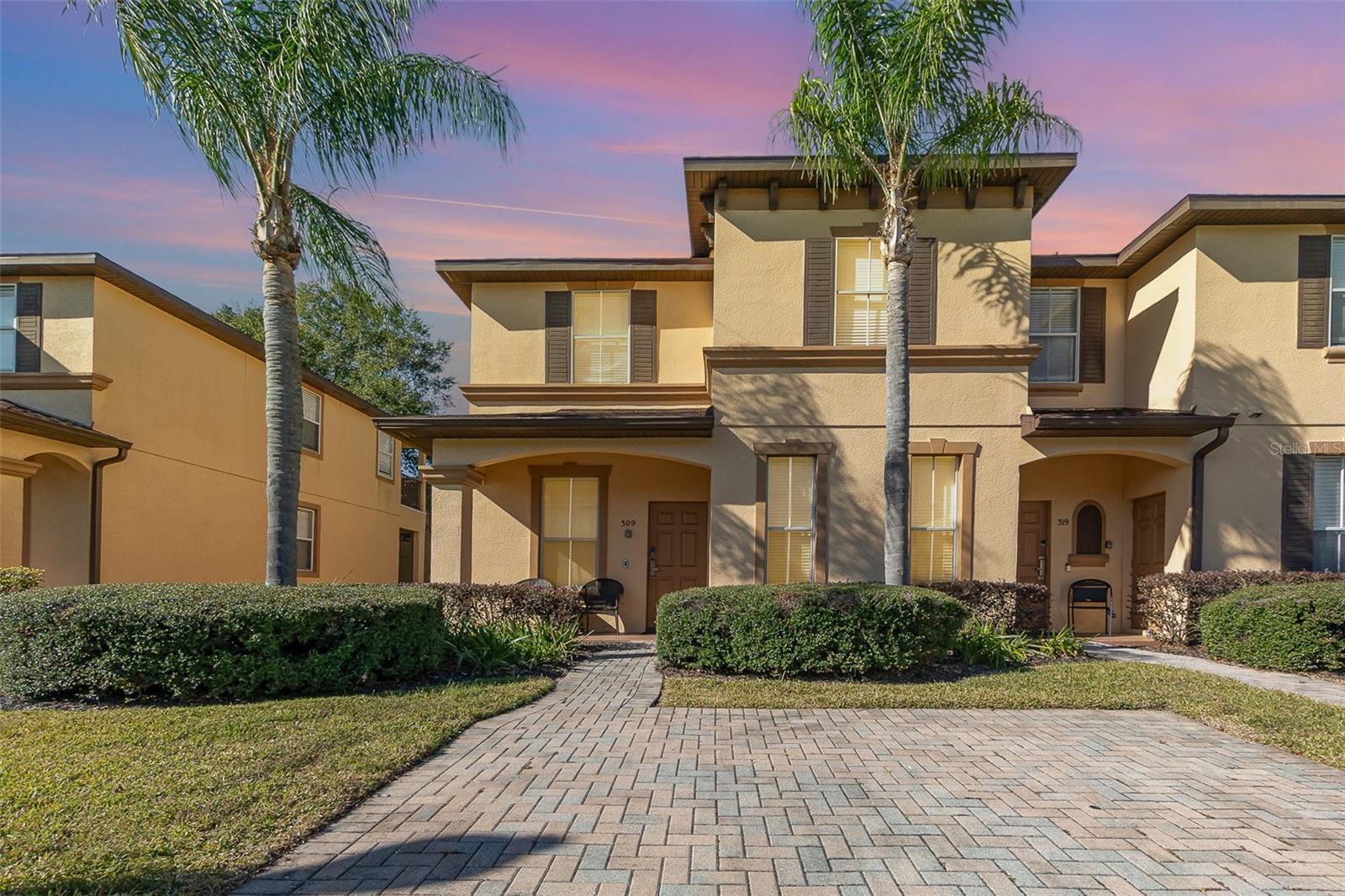 Photo one of 309 Verona Ave Davenport FL 33897 | MLS O6299875