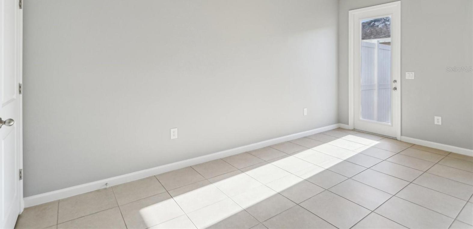 Photo #9