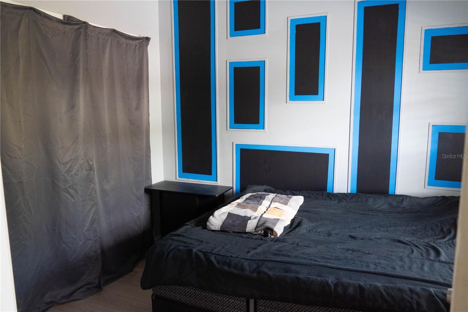 Photo #28