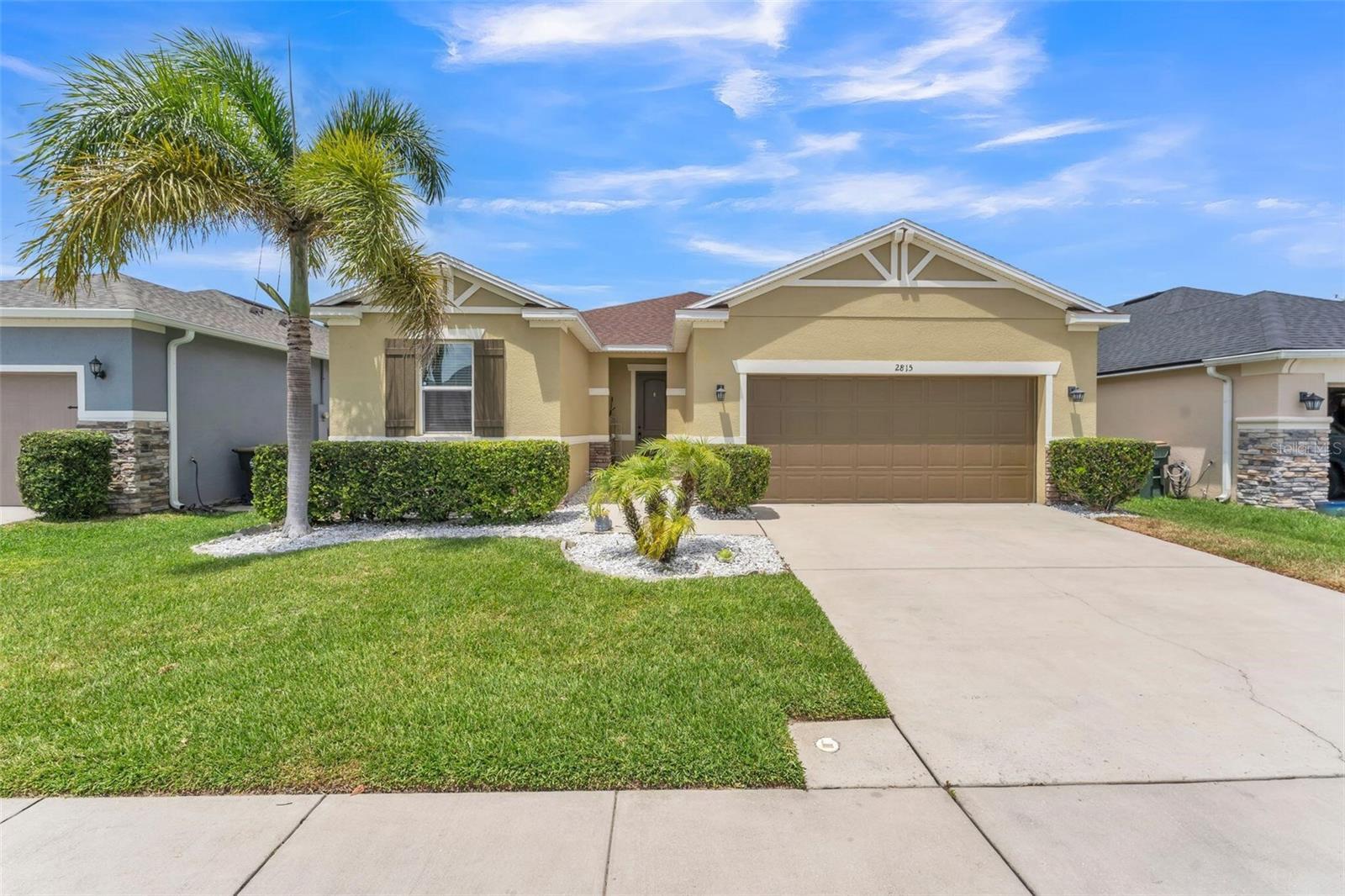 Photo one of 2815 Shelburne Way St Cloud FL 34772 | MLS O6304651
