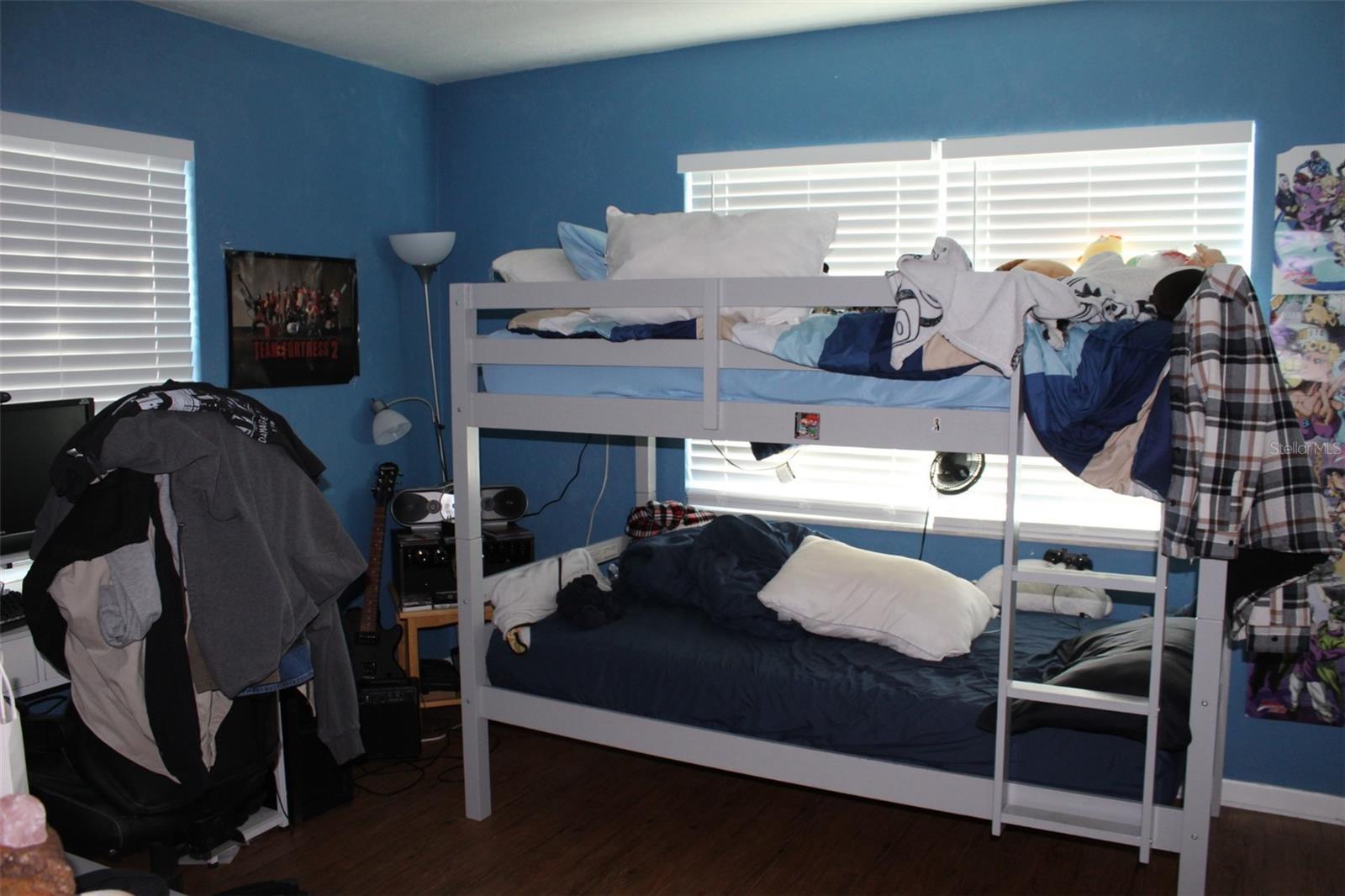 Photo #12