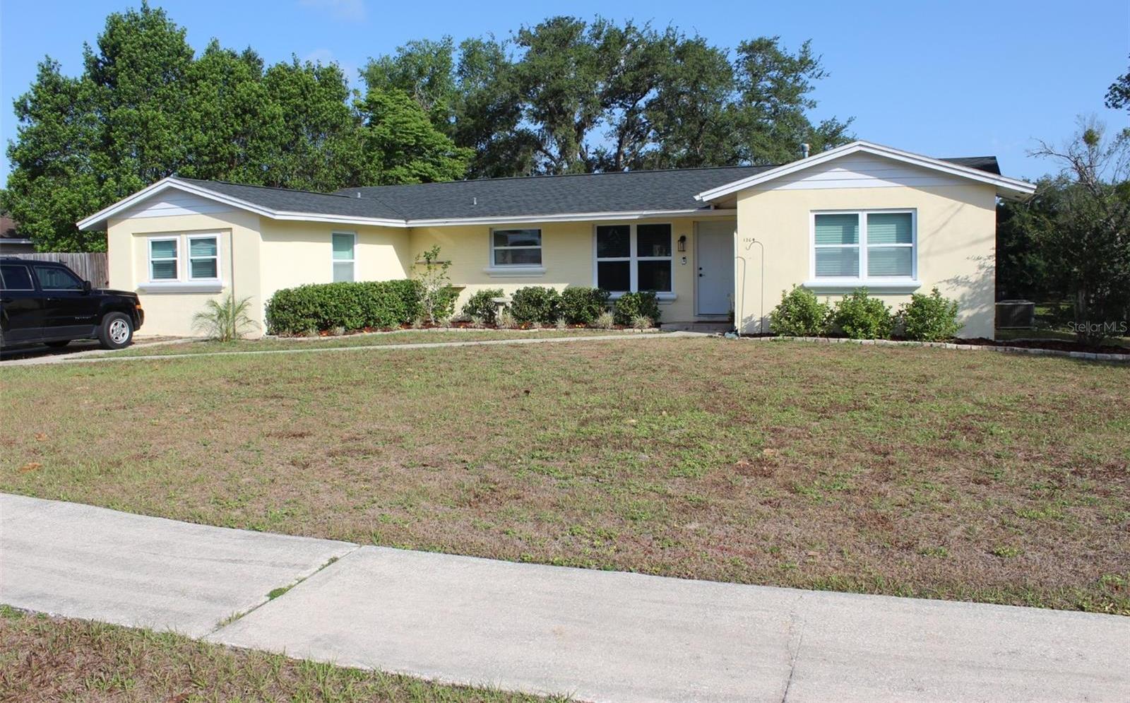 Photo one of 1364 Gainesville Dr Deltona FL 32725 | MLS O6306829