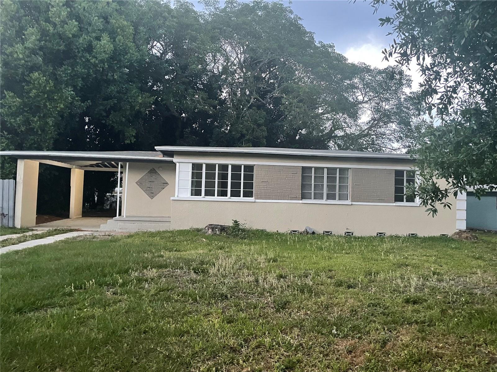 Photo one of 715 Mercado Ct Orlando FL 32807 | MLS O6307039