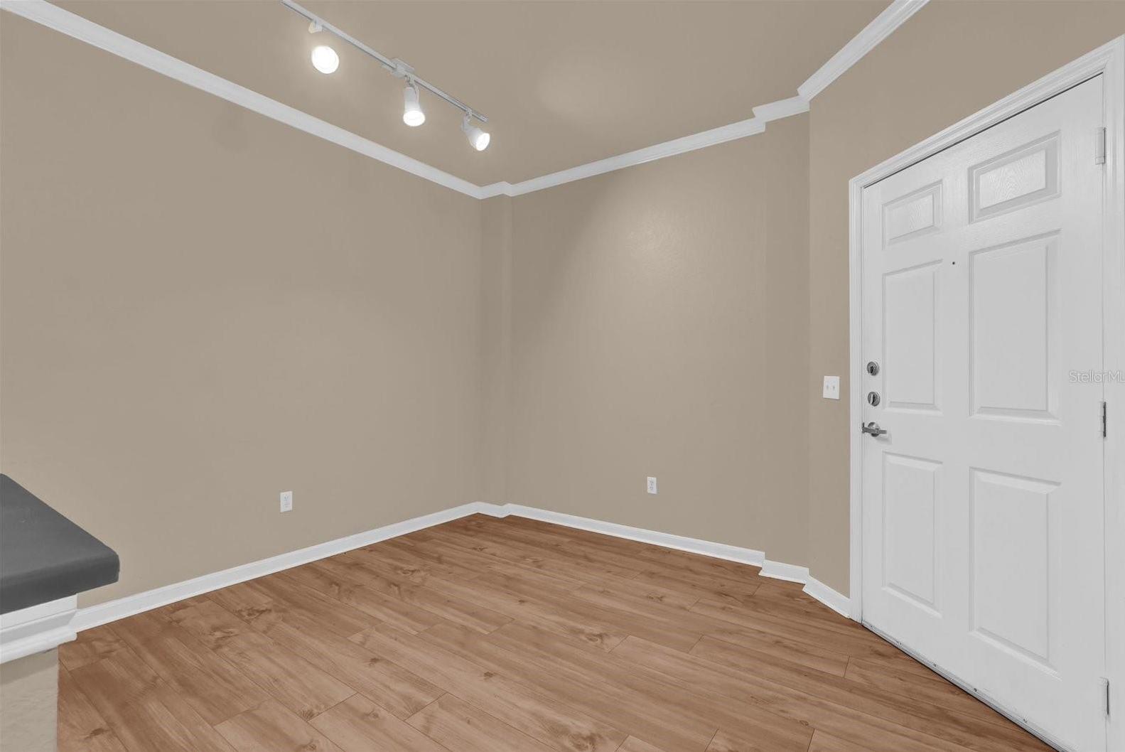 Photo #4