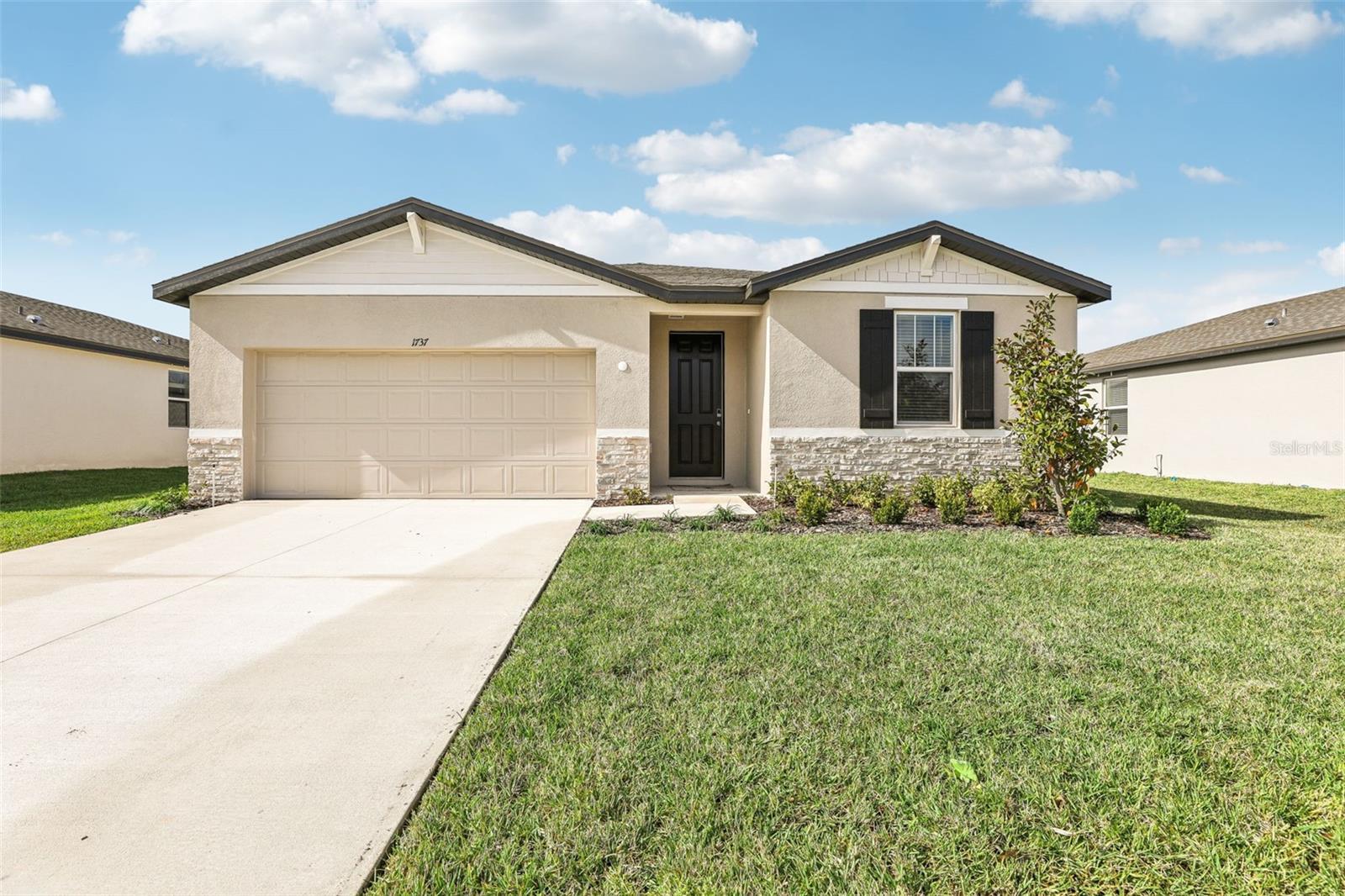 Photo one of 1737 Forest Run Ln Auburndale FL 33823 | MLS O6310655