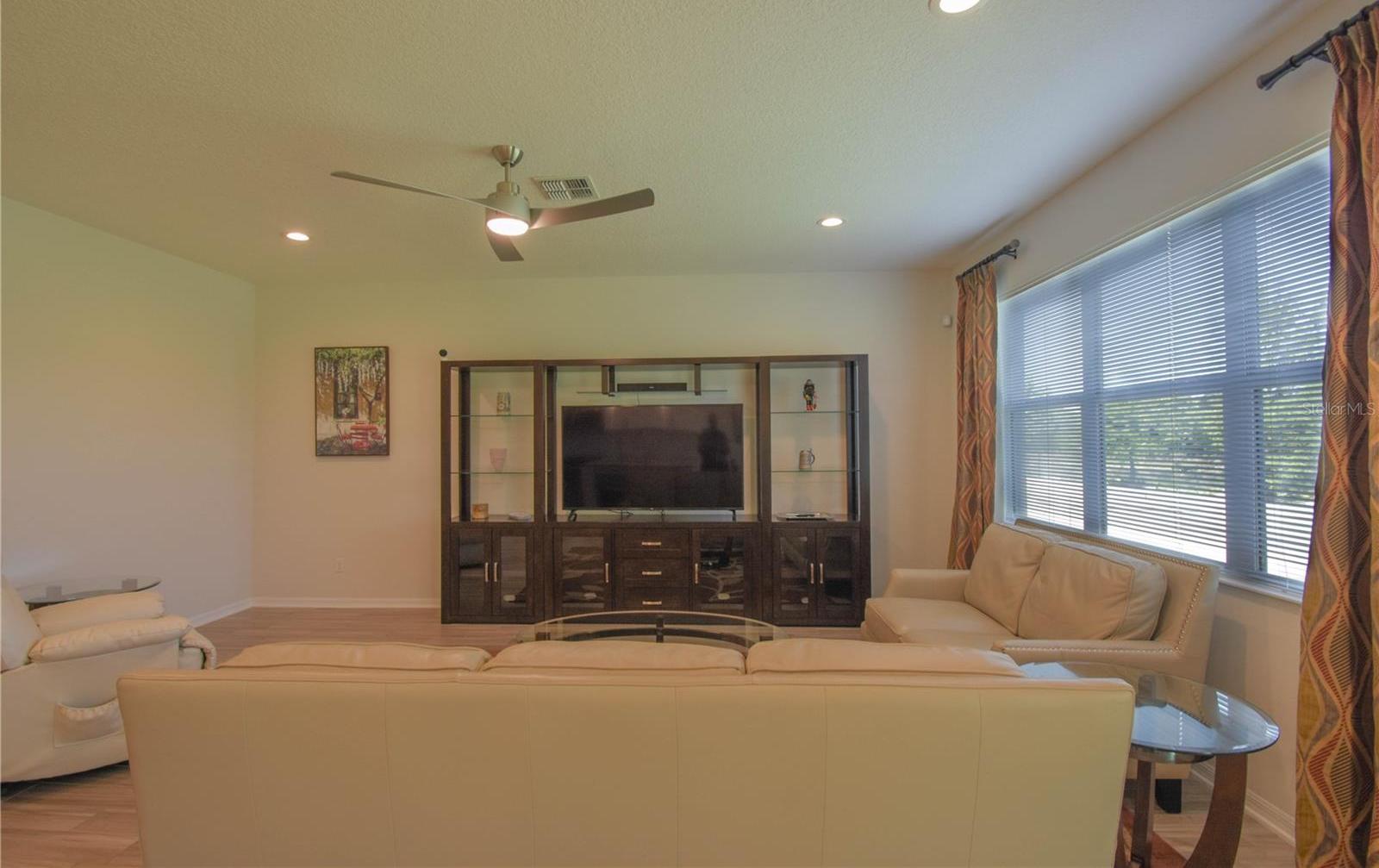 Photo #13