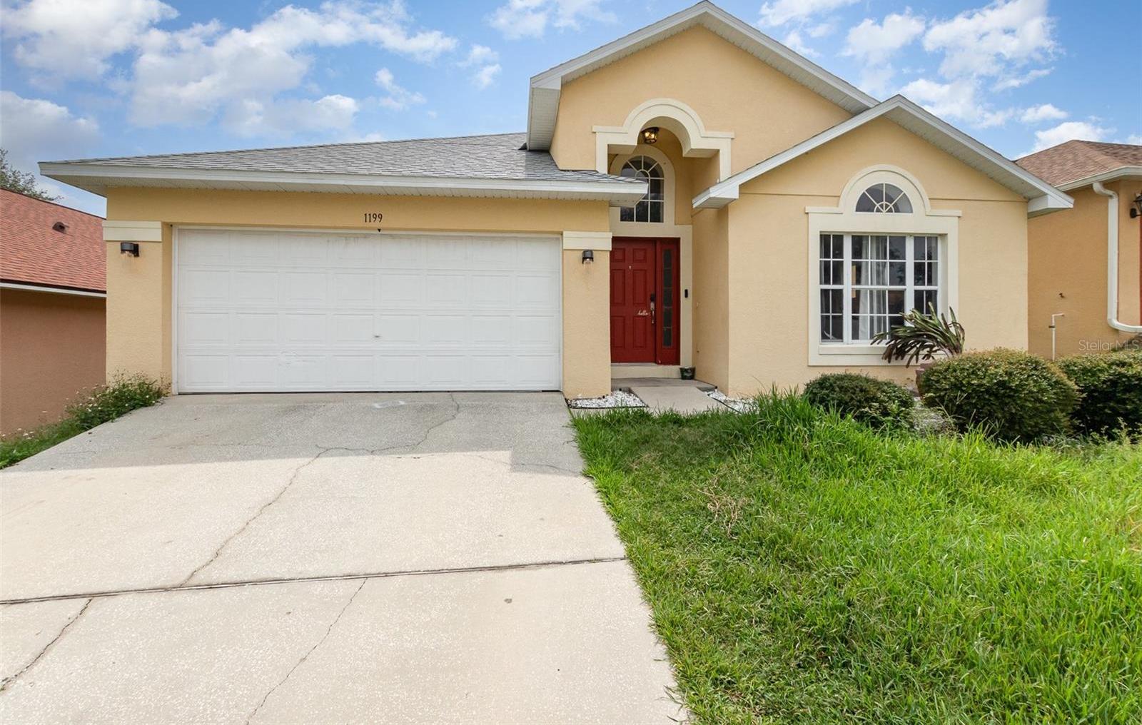 Photo one of 1199 Stoneham Dr Groveland FL 34736 | MLS O6313428