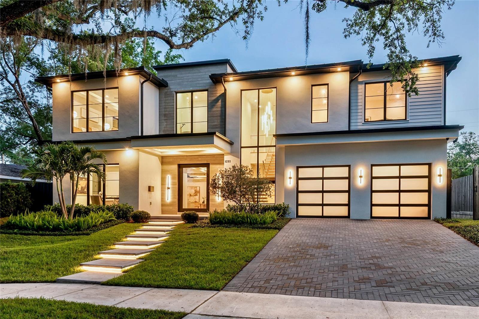 Photo one of 1211 Munster St Orlando FL 32803 | MLS O6313593