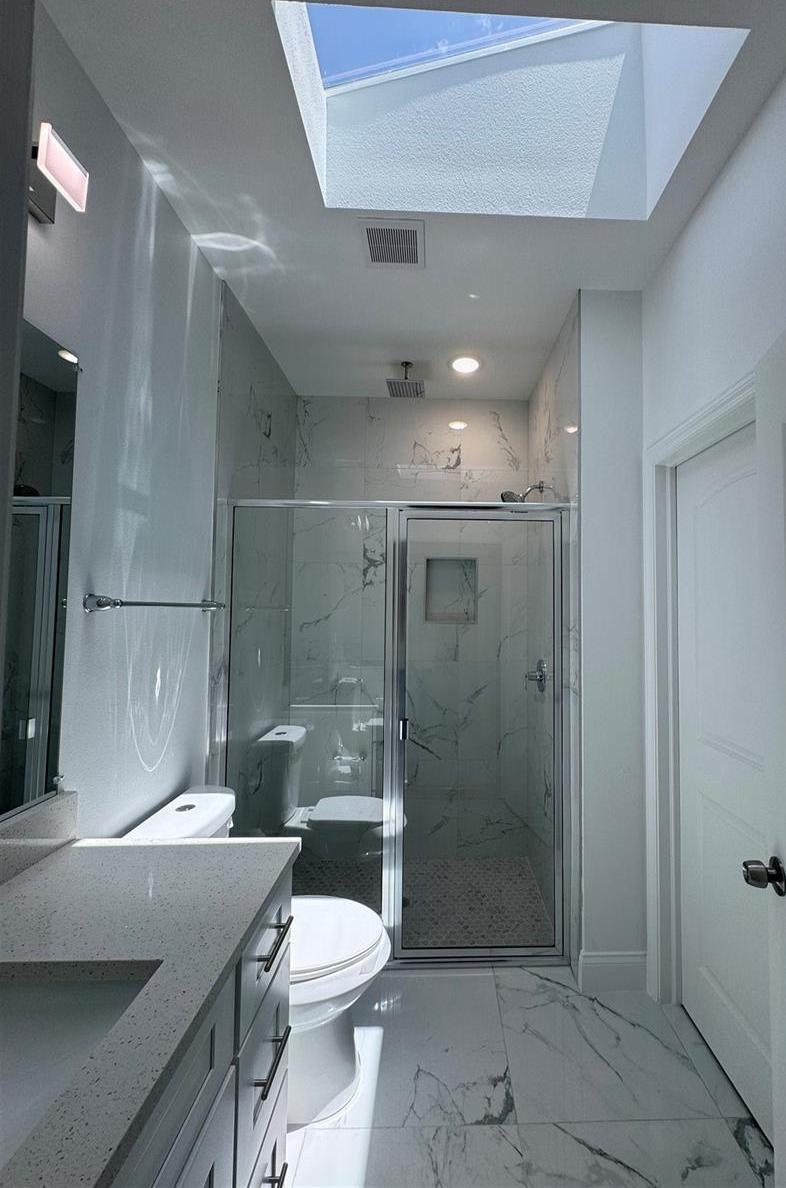 Photo #33