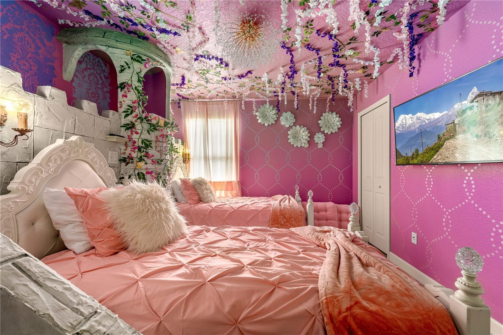 Photo #12