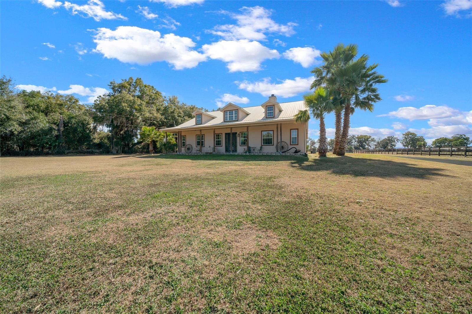 Photo one of 2198 W Highway 329 Citra FL 32113 | MLS OM632775