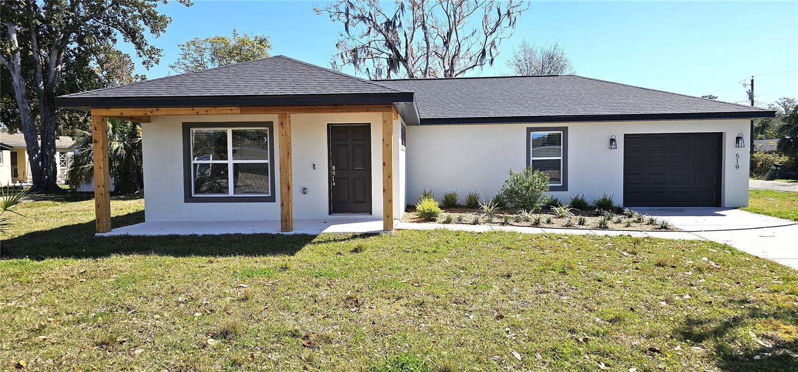 Photo one of 519 Sw 19Th Ave Ocala FL 34471 | MLS OM691346