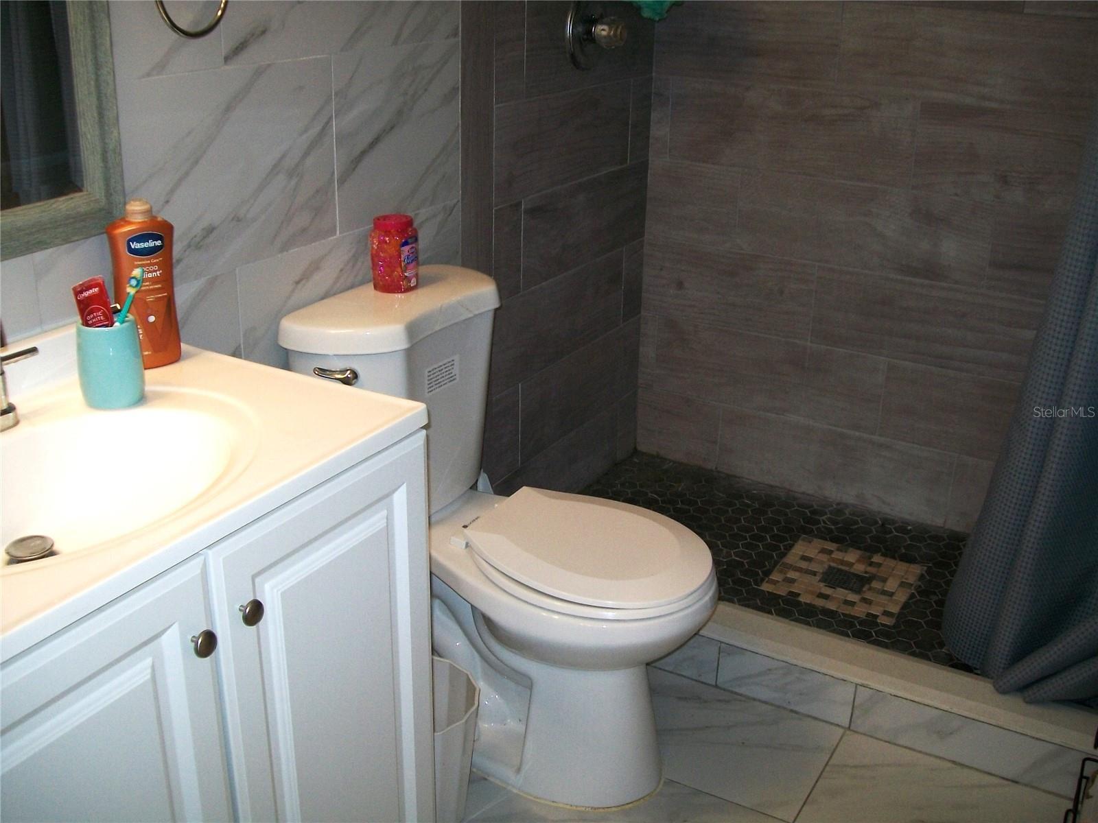 Photo #9