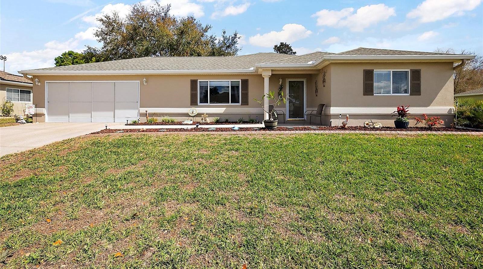 Photo one of 13751 Se 88Th Ct Summerfield FL 34491 | MLS OM696340