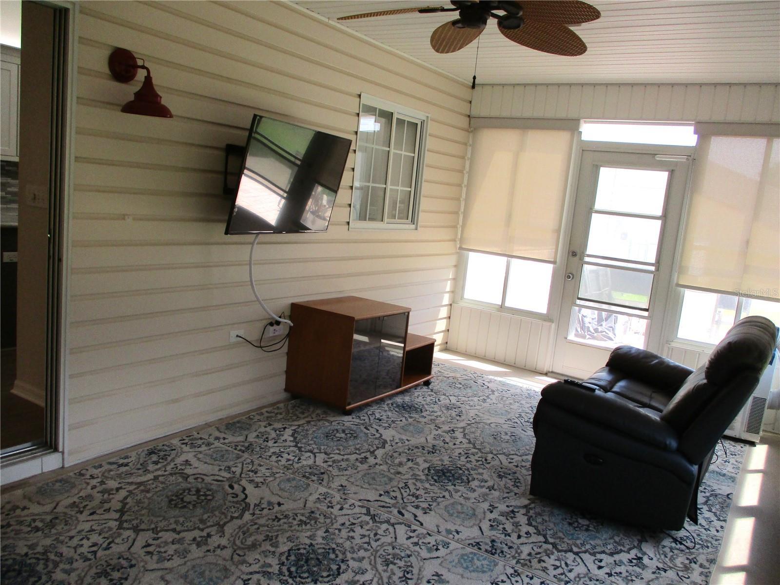 Photo #43