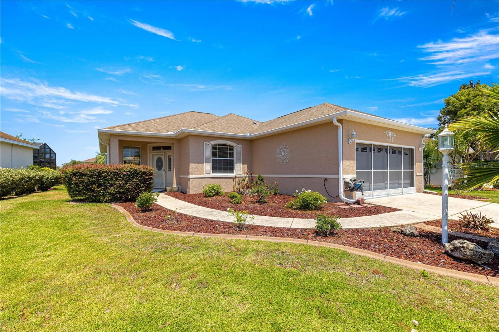 Photo one of 9773 Sw 90Th St Ocala FL 34481 | MLS OM700392