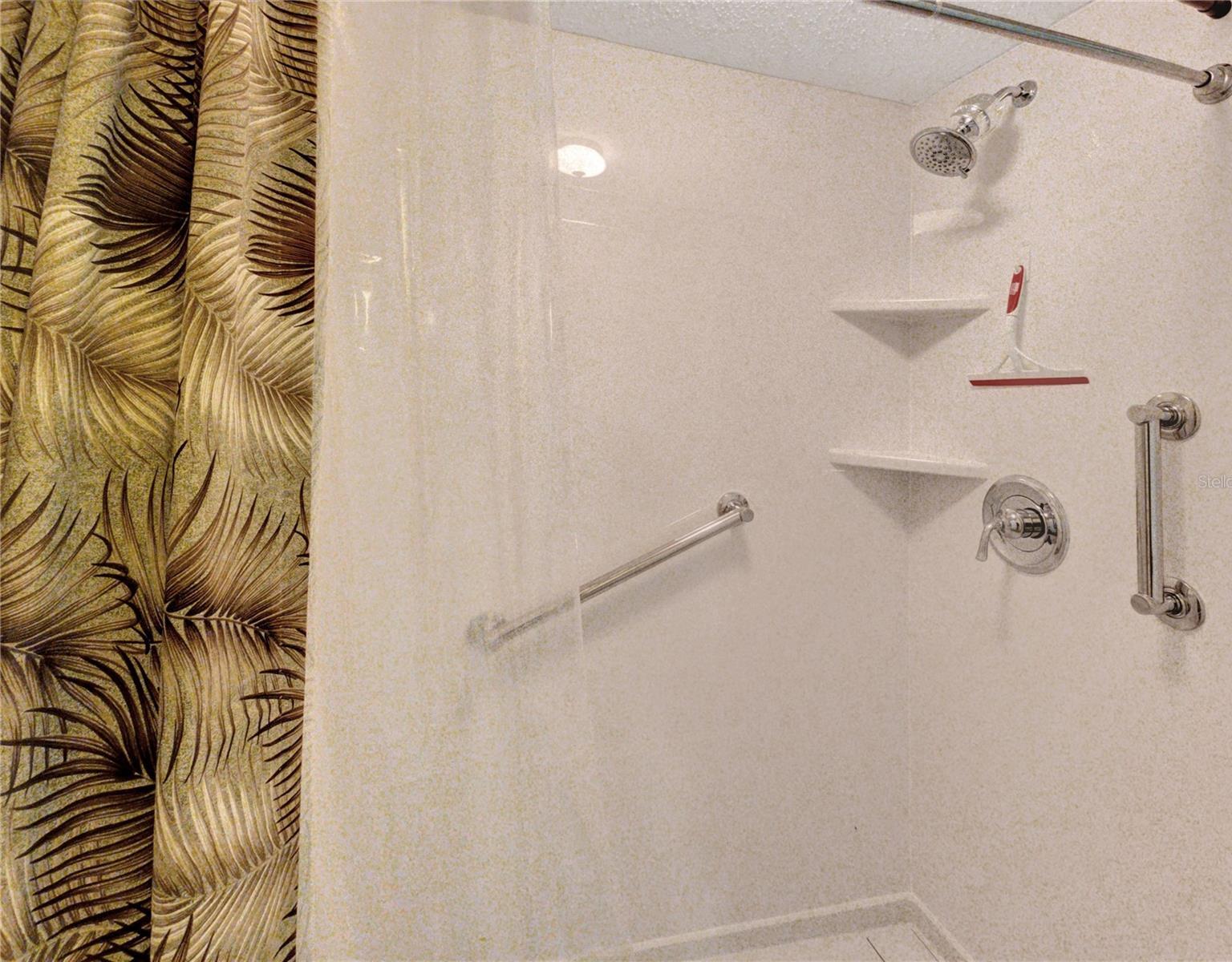 Photo #15