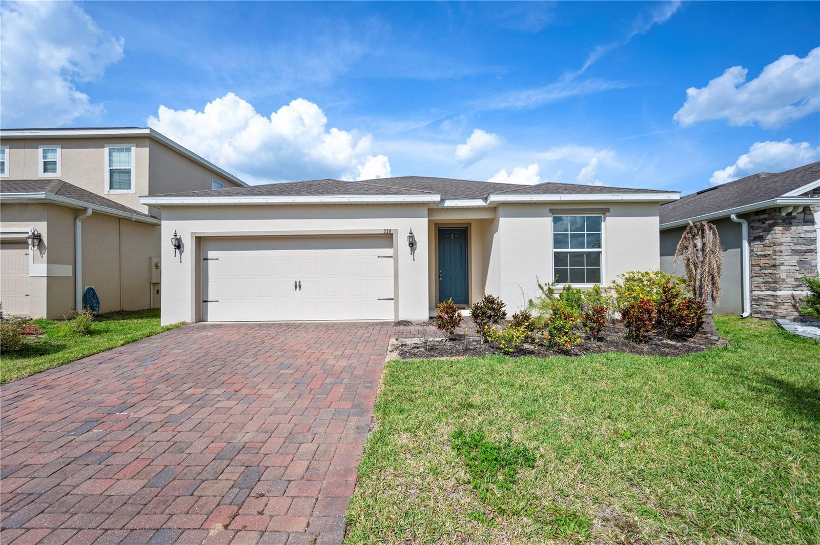 Photo one of 336 Summer Squall Rd Davenport FL 33837 | MLS P4934176
