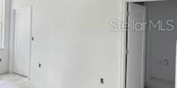 Photo #10