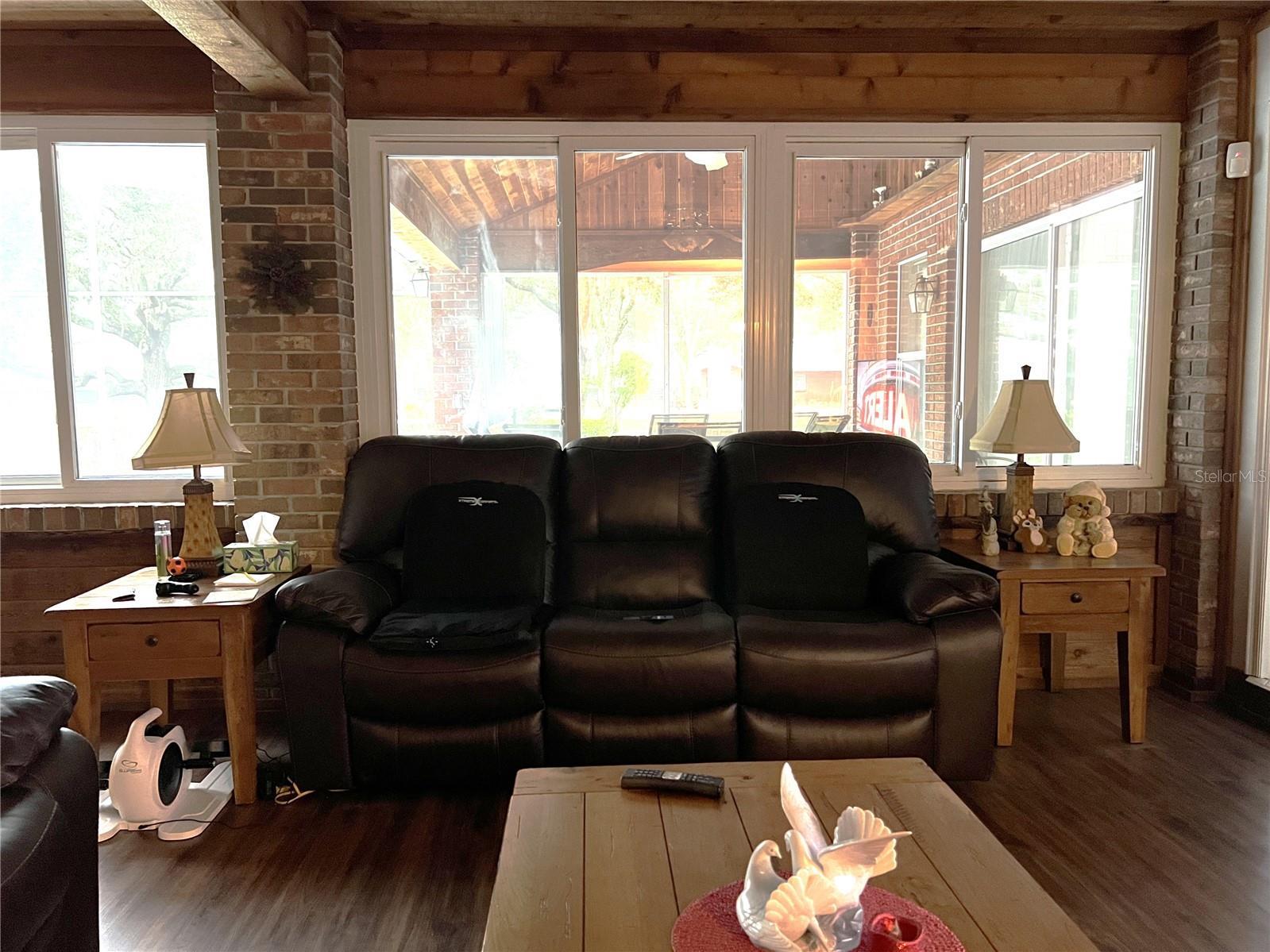Photo #19