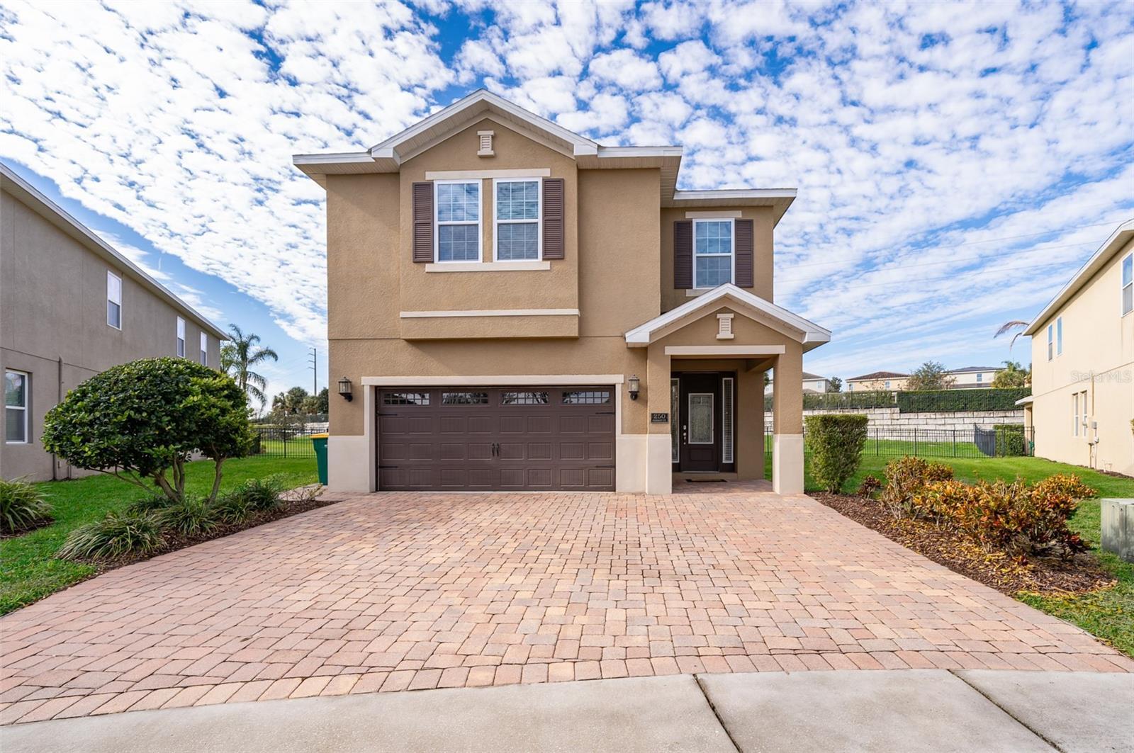 Photo one of 250 Pendant Ct Kissimmee FL 34747 | MLS S5119478