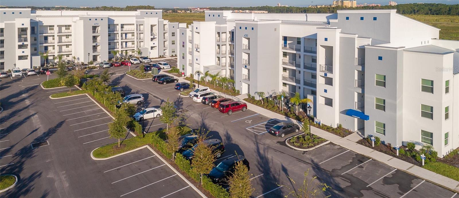 Photo one of 4731 Clock Tower Dr # 206 Kissimmee FL 34746 | MLS S5119537