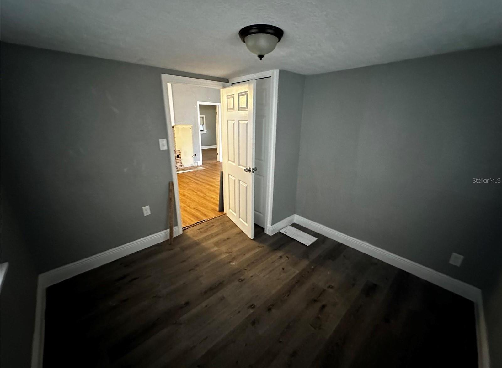 Photo #6