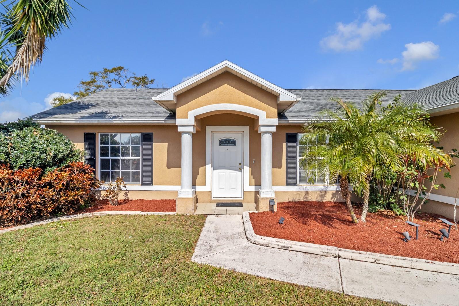 Photo one of 4815 Doc Dr St Cloud FL 34771 | MLS S5120569