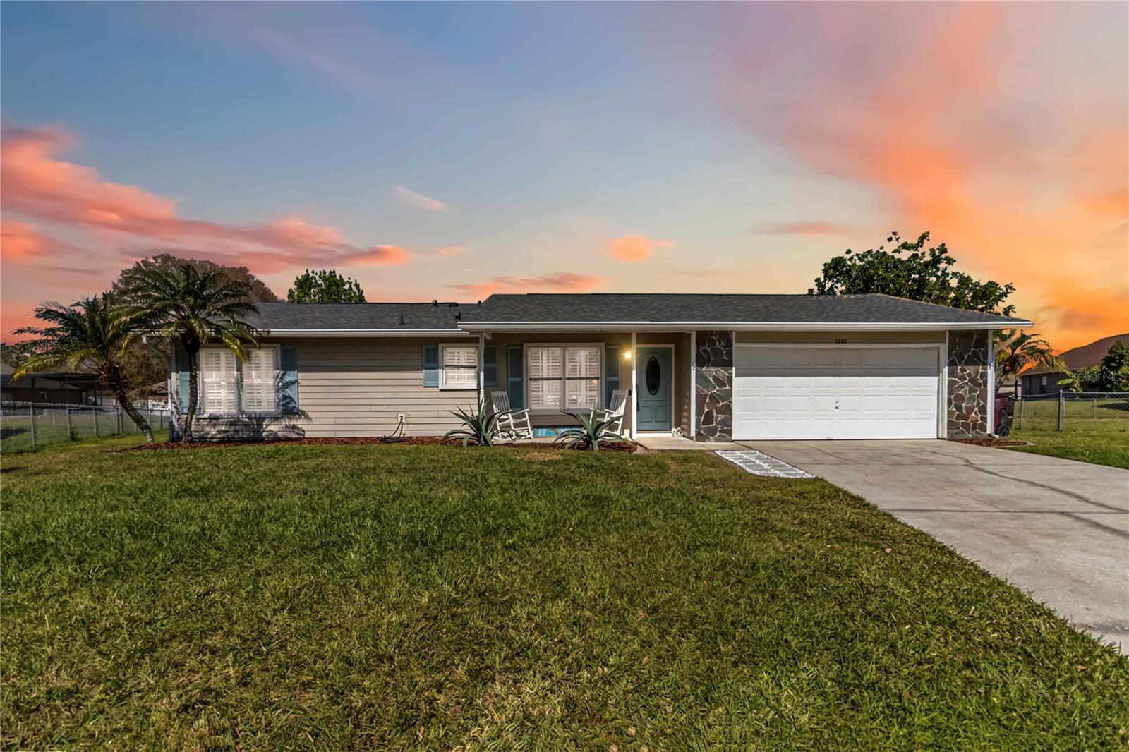 Photo one of 1240 Beth Ln St Cloud FL 34772 | MLS S5120747