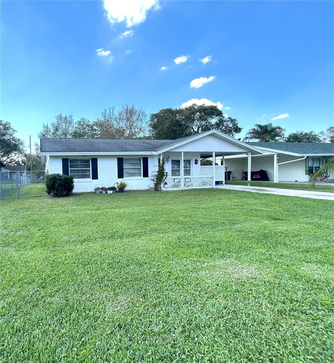 Photo one of 224 Montana Ave St Cloud FL 34769 | MLS S5121947