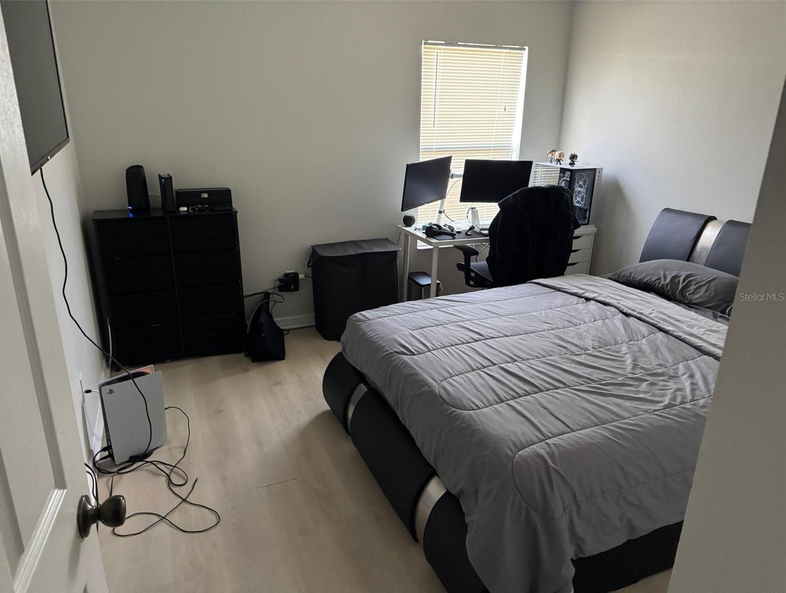 Photo #9