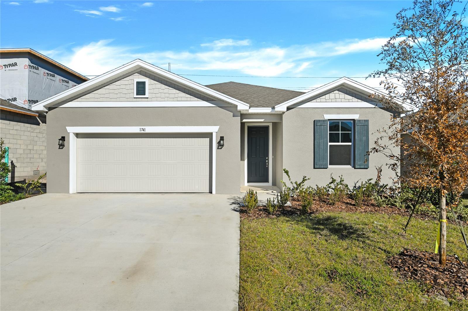 Photo one of 1741 Carnelian St Deland FL 32720 | MLS S5124113