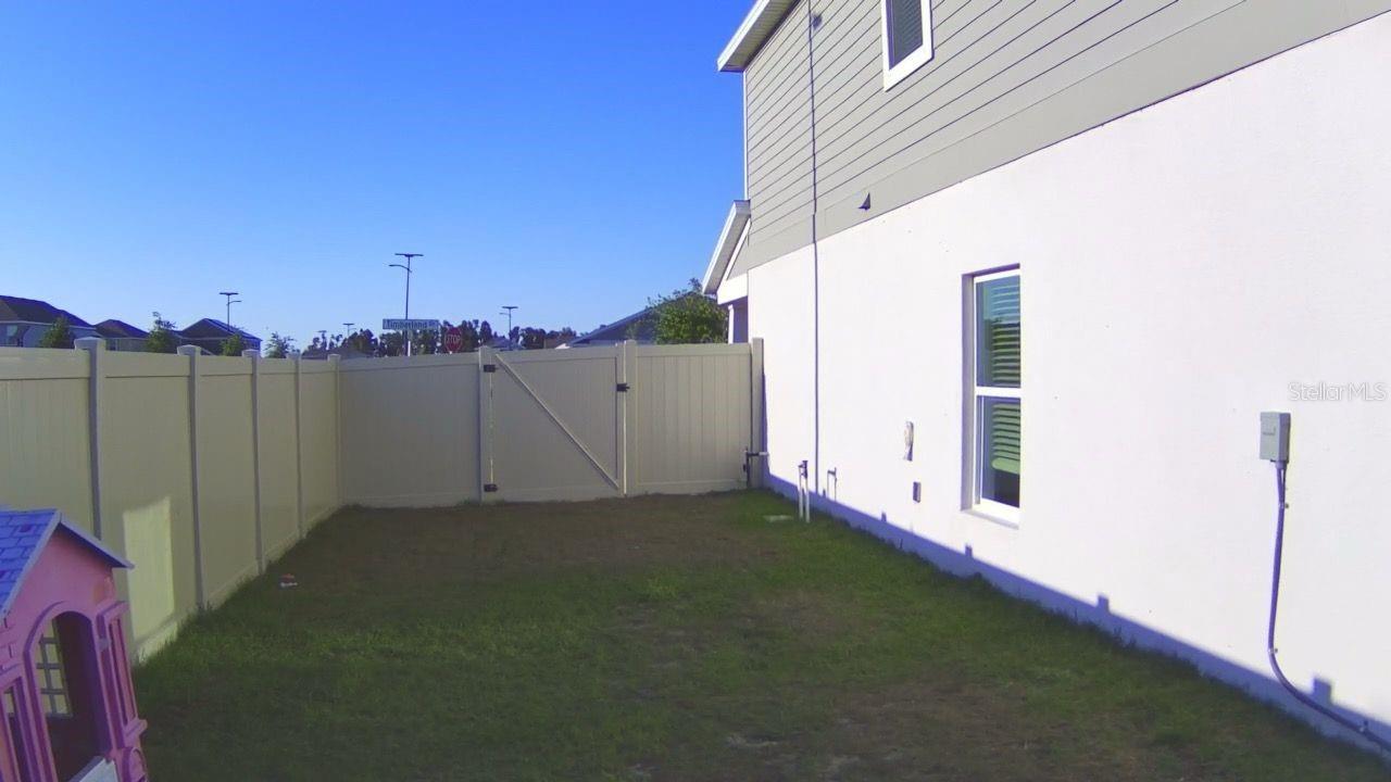 Photo #6