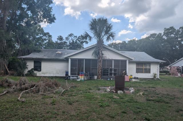Photo one of 4345 Old Colony Rd Mulberry FL 33860 | MLS S5127721