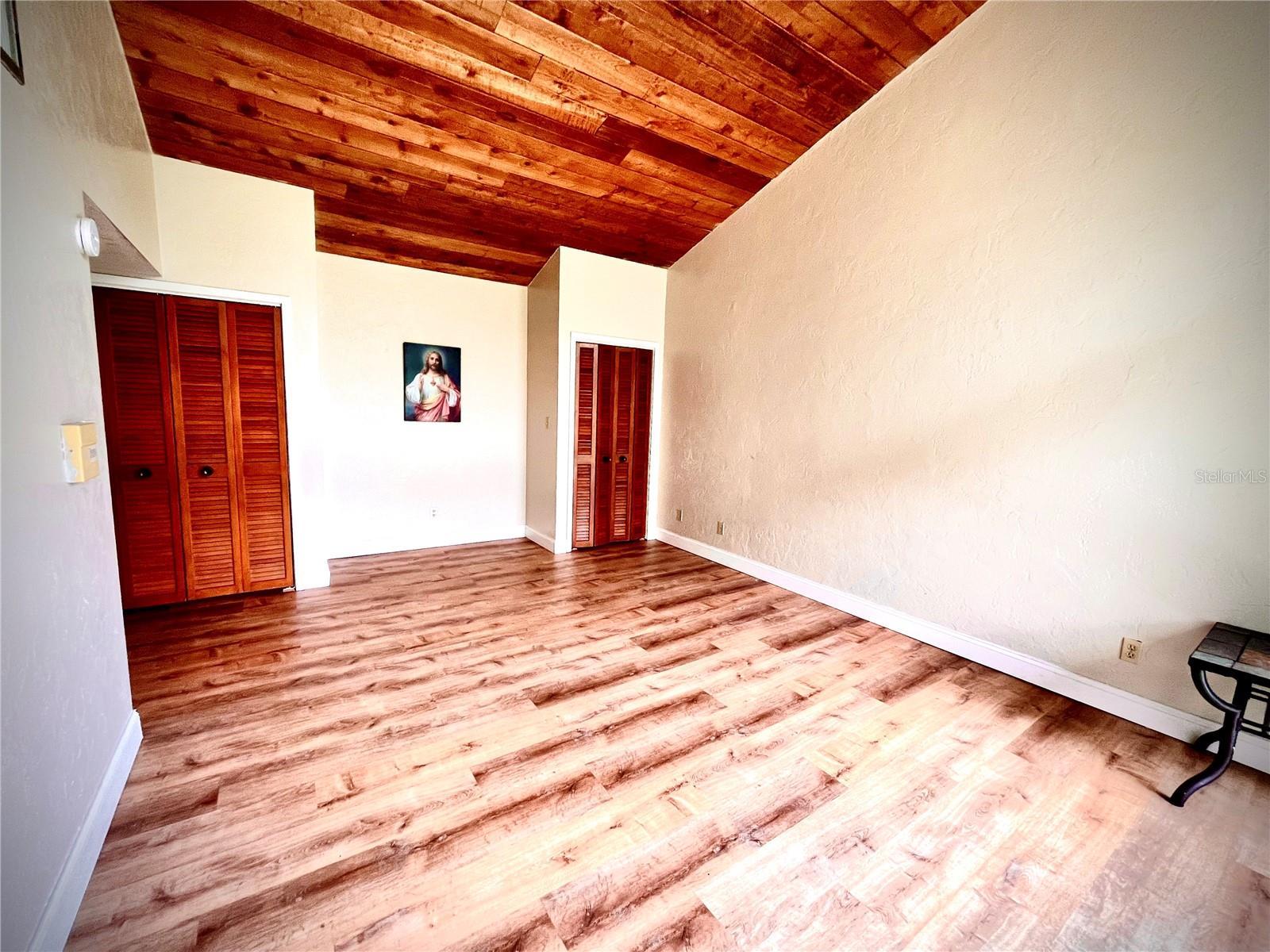 Photo #6