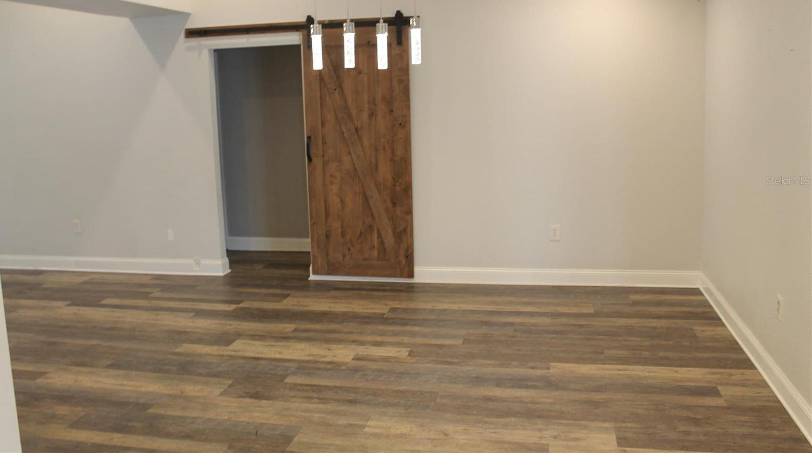 Photo #6