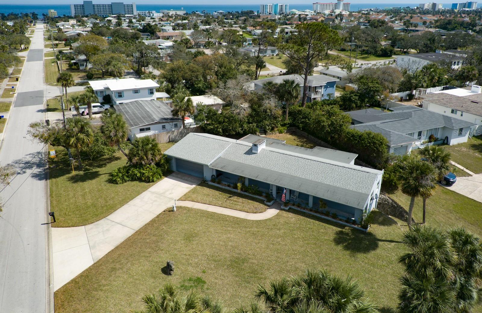 Photo one of 72 Rockefeller Dr Ormond Beach FL 32176 | MLS V4941174