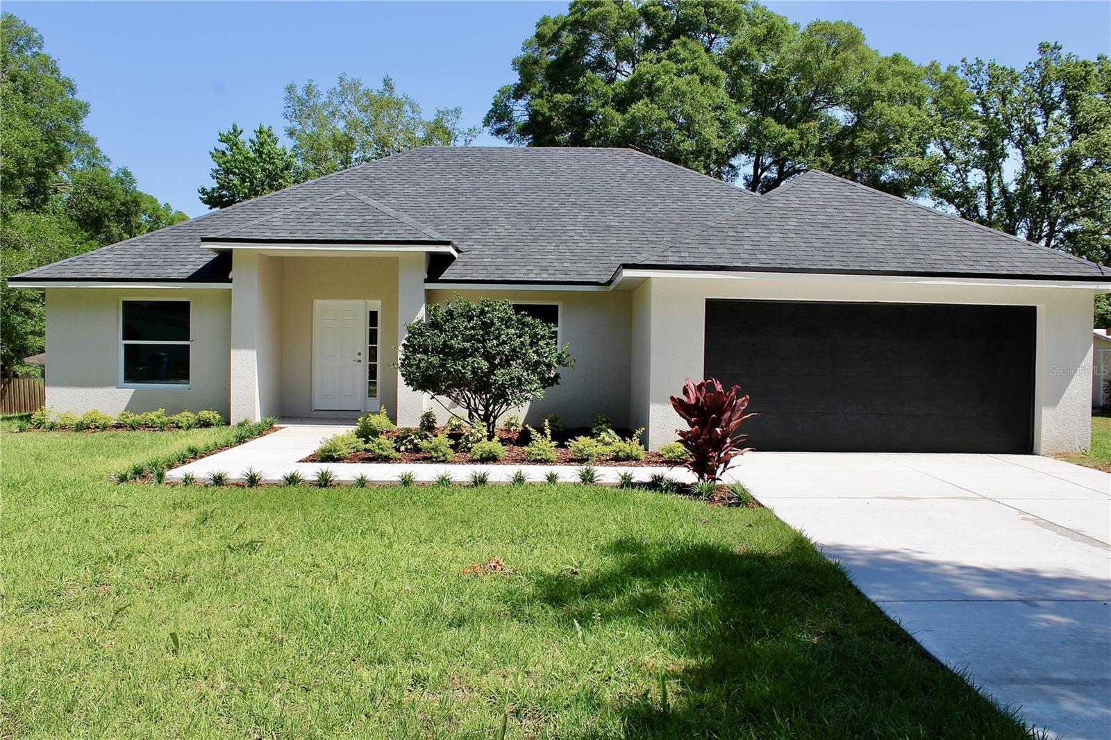Photo one of 1275 16Th St Orange City FL 32763 | MLS V4941223