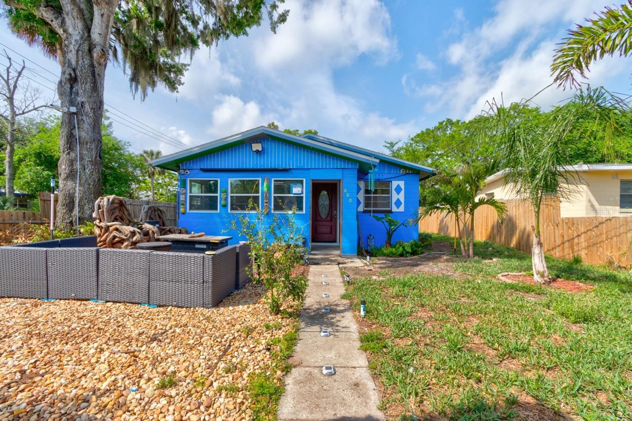 Photo one of 600 Holmes Ave Daytona Beach FL 32114 | MLS V4941816
