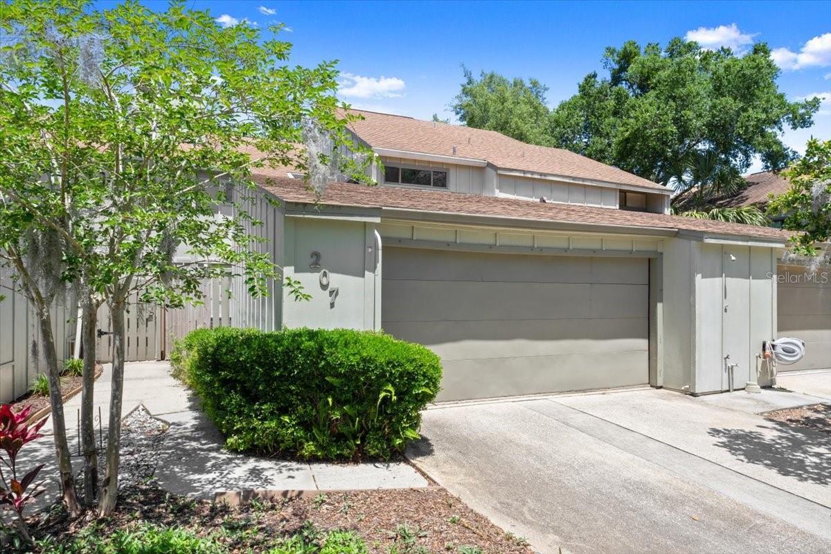 Photo one of 207 Pine Cone Trl Ormond Beach FL 32174 | MLS V4942314