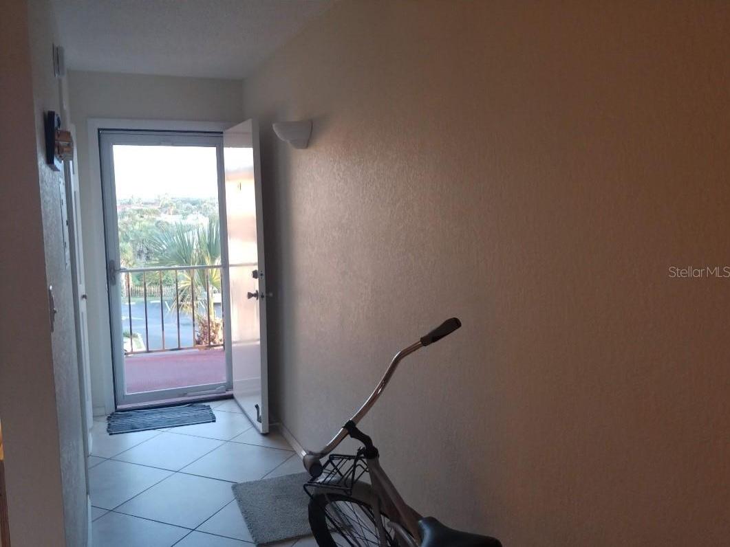 Photo #16
