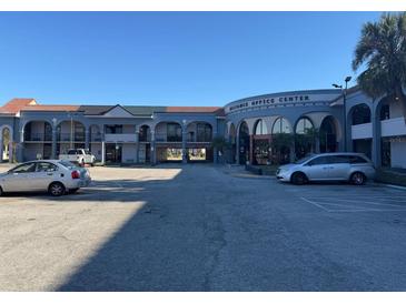 Alliance Office Center: Modern building with ample parking at 8421 S Orange Blossom Trl # 441, Orlando, FL 32809