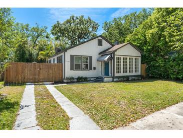 Charming single-Gathering home with a manicured lawn, driveway, and well-maintained exterior at 1638 Mount Vernon St, Orlando, FL 32803