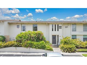 Multi-Gathering residential building featuring well-maintained landscaping in a suburban setting at 200 Maitland Ave # 122, Altamonte Springs, FL 32701