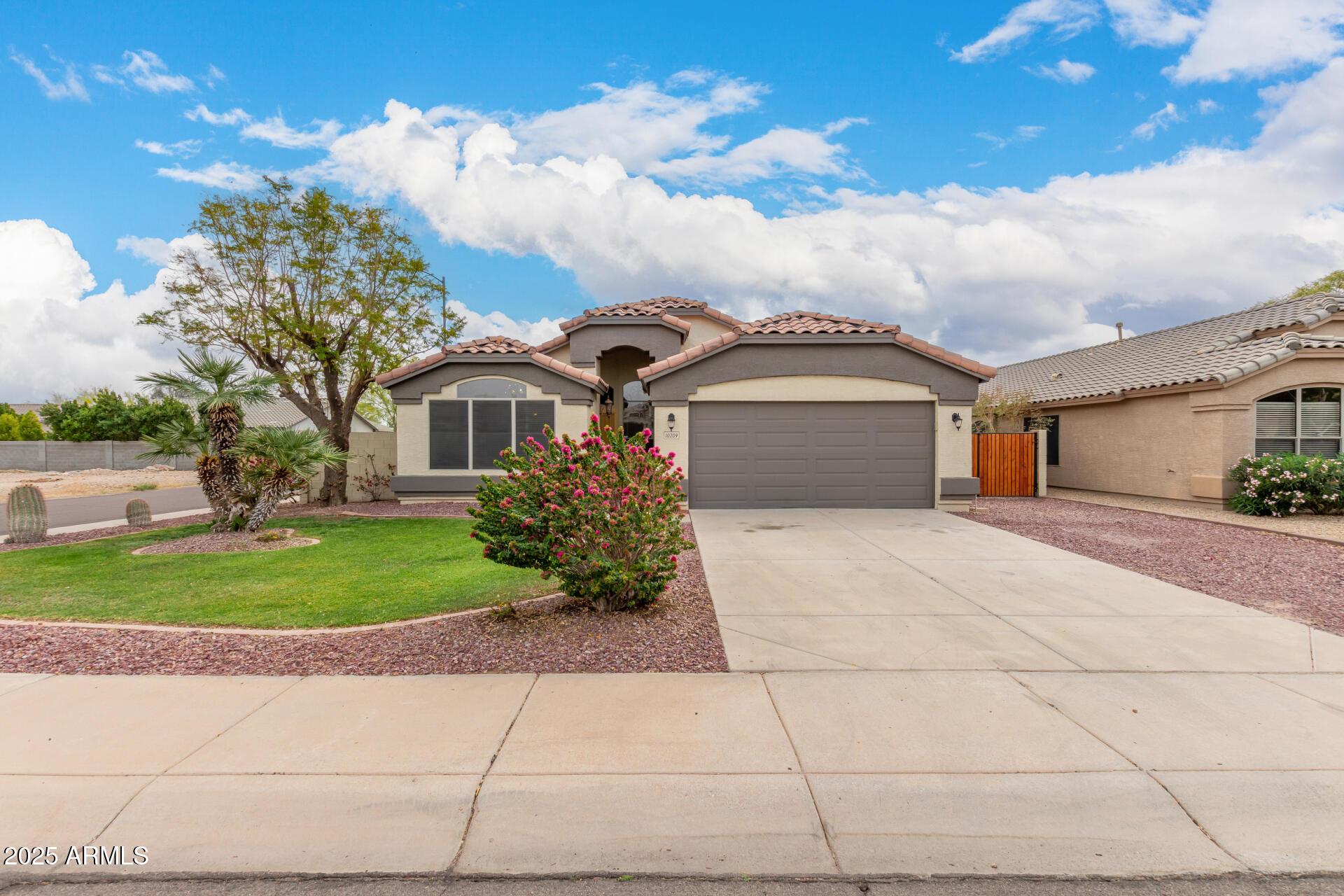 Photo one of 10209 W Jessie Ln Peoria AZ 85383 | MLS 6769895