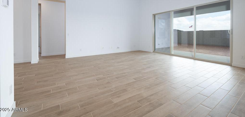 Photo #6