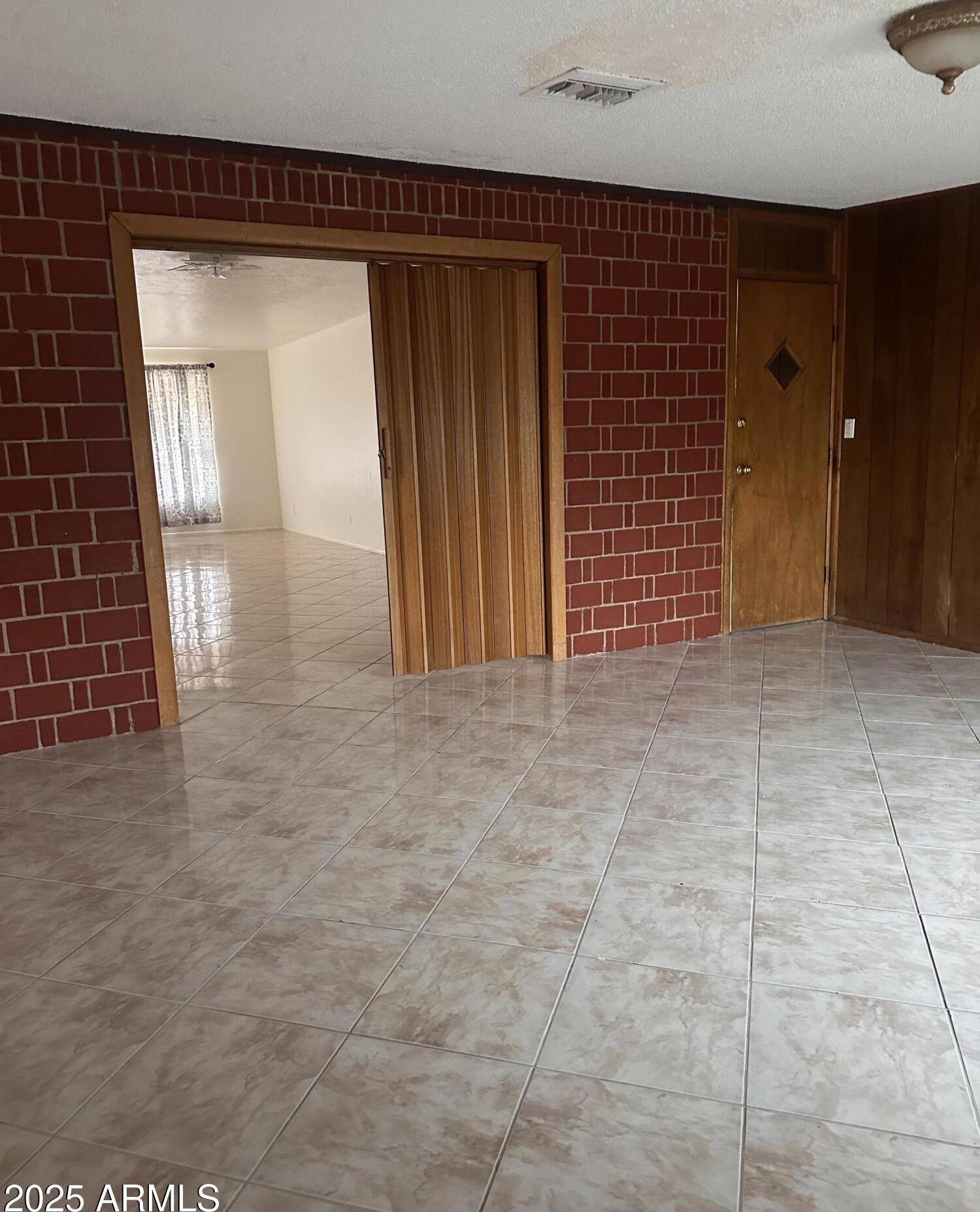 Photo #32